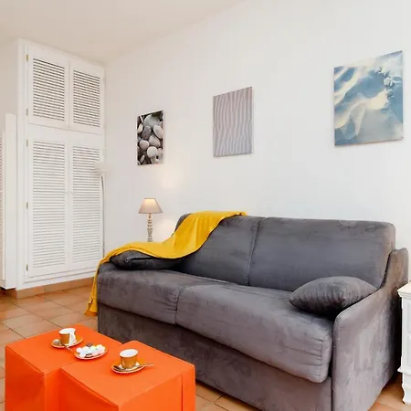 Spoerry Yourhosthelper