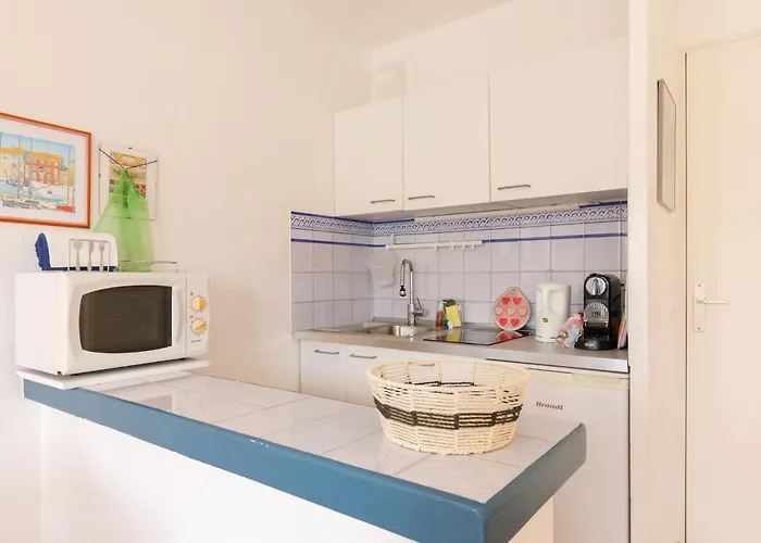 Spoerry Yourhosthelper Apartament *